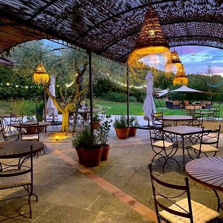 Hotel Auberge La Feniere - Les Collectionneurs Cadenet Kültér fotó
